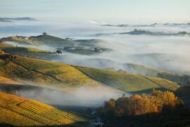 Nebbie a bassa quota e un po’ di sole sulle Langhe | Previsioni Meteo 18 novembre 2021